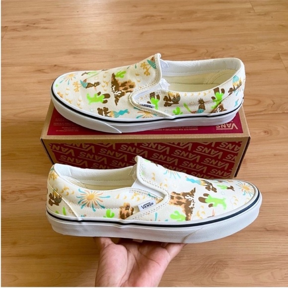 Vans Classic Slip-On Get Outdoor
Marshmallow Women 9.0 US Mens 7.5 US - Picture 2 of 11